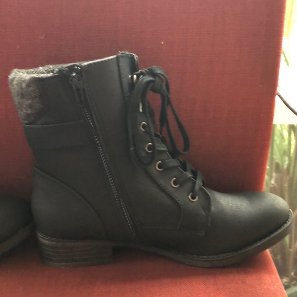 Blk ankle boots tie up with side zipper - Picture 3 of 5
